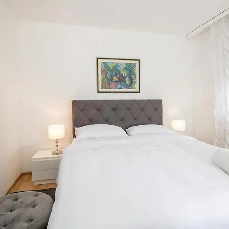 Apartman Barbara Vinkovci Esterno foto