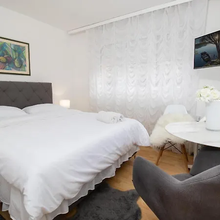 Apartman Barbara Vinkovci Esterno foto